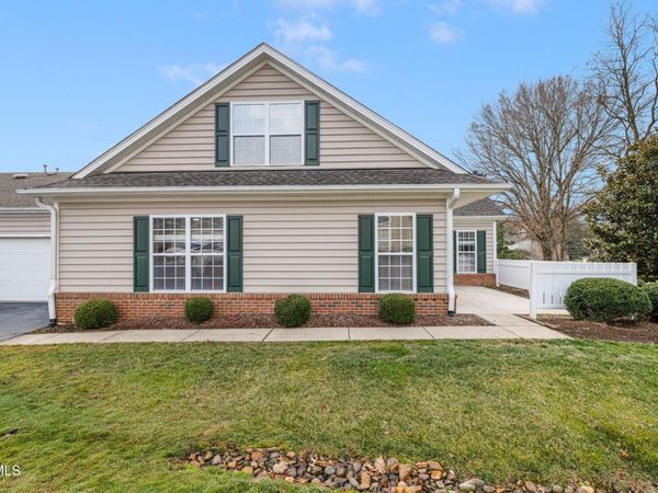 184 Avonlea Place, Unit 184, Johnson City, TN 37604