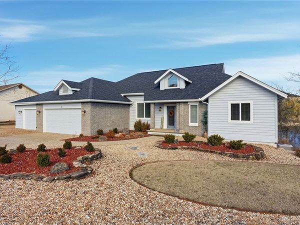 2 Fairway Drive, Holiday Island, AR 72631