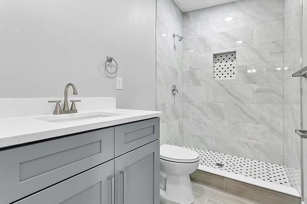 4823 Kathy Jo Terrace, Orlando, FL 32808 Photo