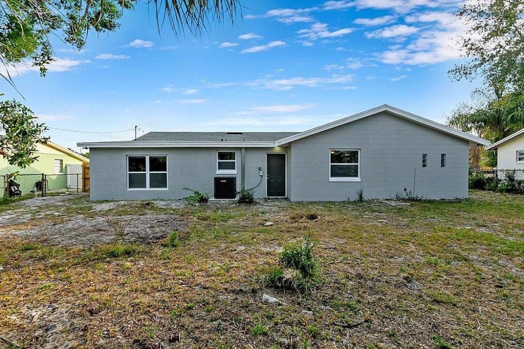 4823 Kathy Jo Terrace, Orlando, FL 32808 Photo