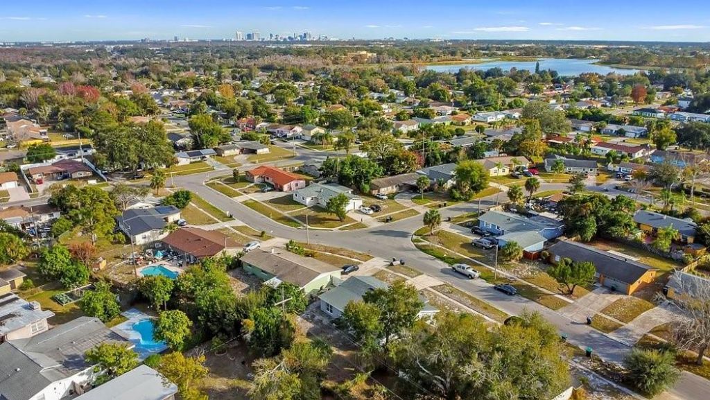 4823 Kathy Jo Terrace, Orlando, FL 32808 Photo