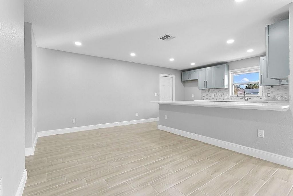 4823 Kathy Jo Terrace, Orlando, FL 32808 Photo