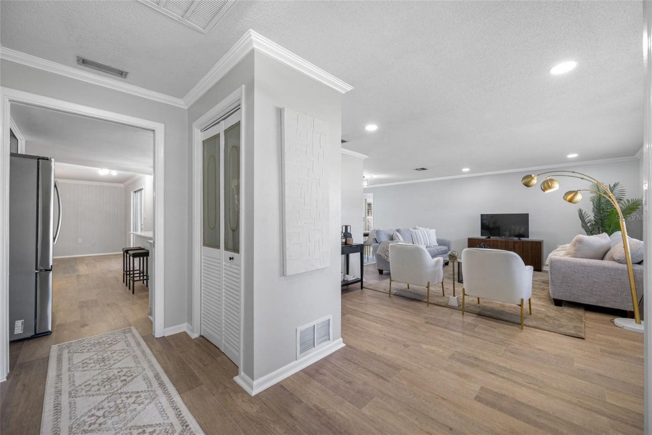 1932 Oro Court, Clearwater, FL 33764 Photo