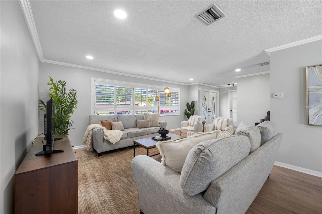 1932 Oro Court, Clearwater, FL 33764 Photo