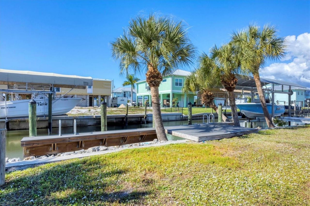 10484 Raymond Street, Englewood, FL 34224 Photo