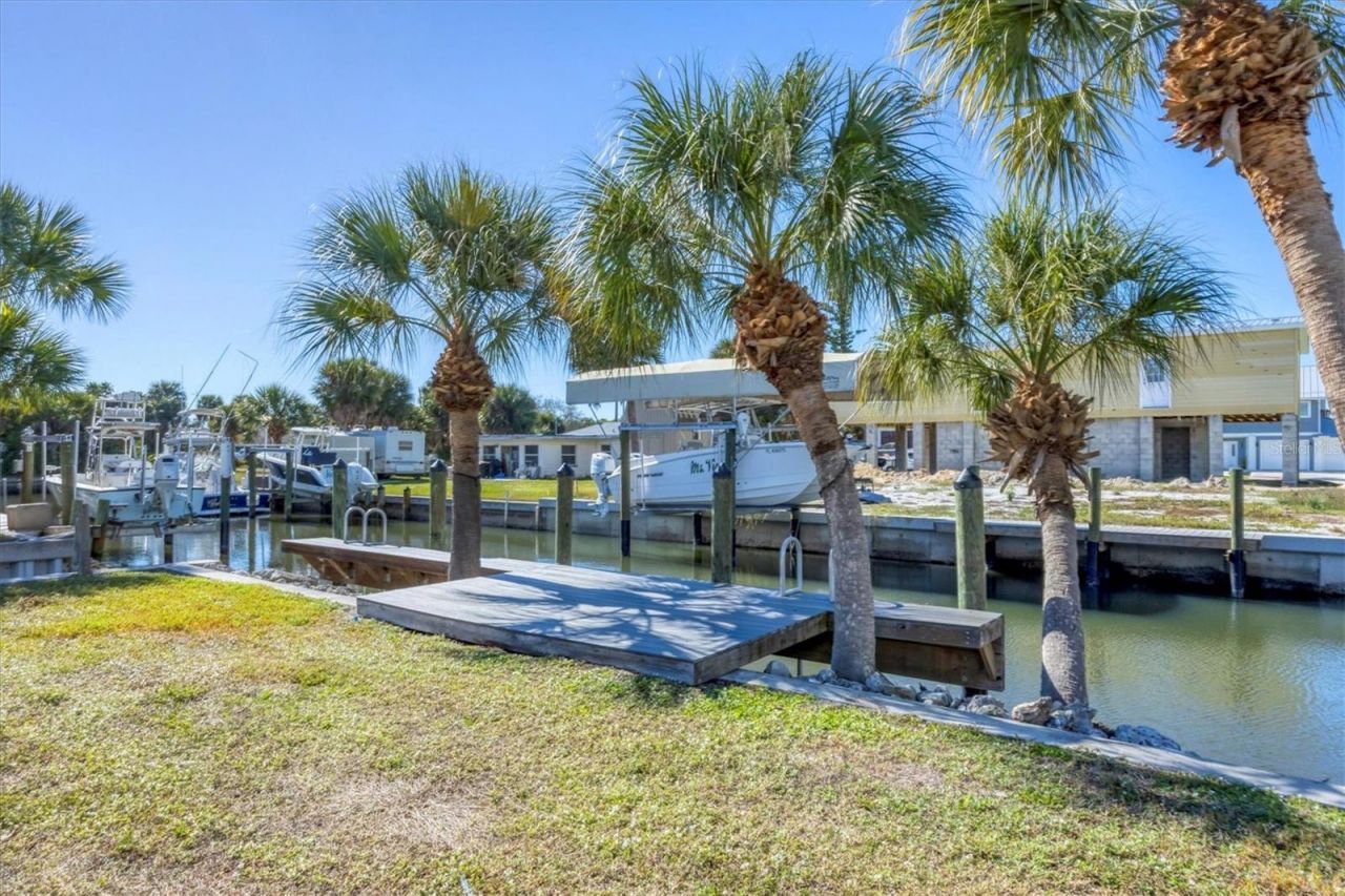 10484 Raymond Street, Englewood, FL 34224 Photo