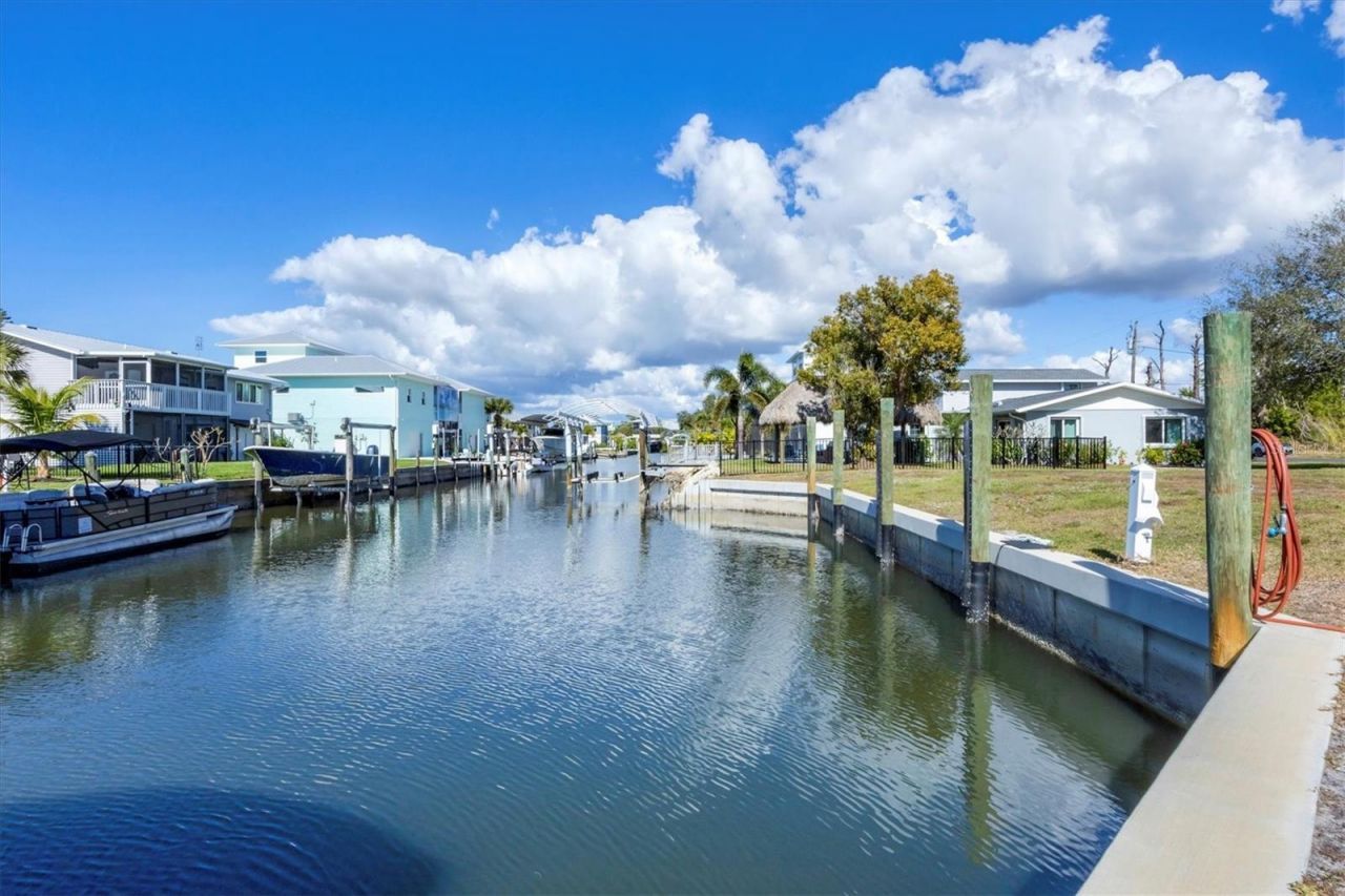 10484 Raymond Street, Englewood, FL 34224 Photo