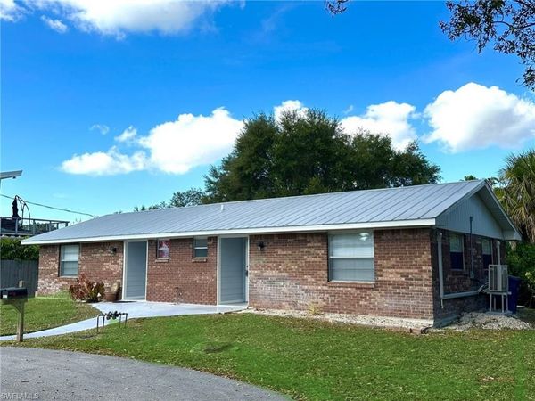 9805/9807 Montana CT, BONITA SPRINGS, FL 34135