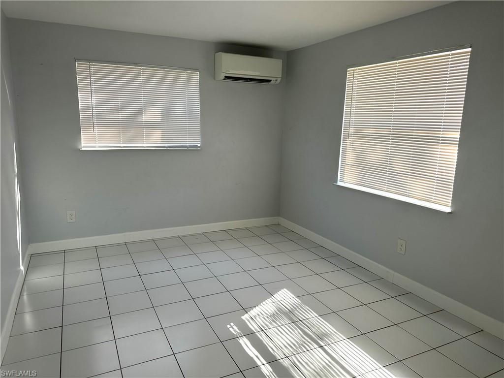 9805/9807 Montana Ct, Bonita Springs, FL 34135 Photo