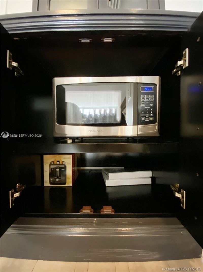 1100 West Ave, Unit 721, Miami Beach, FL 33139 Photo