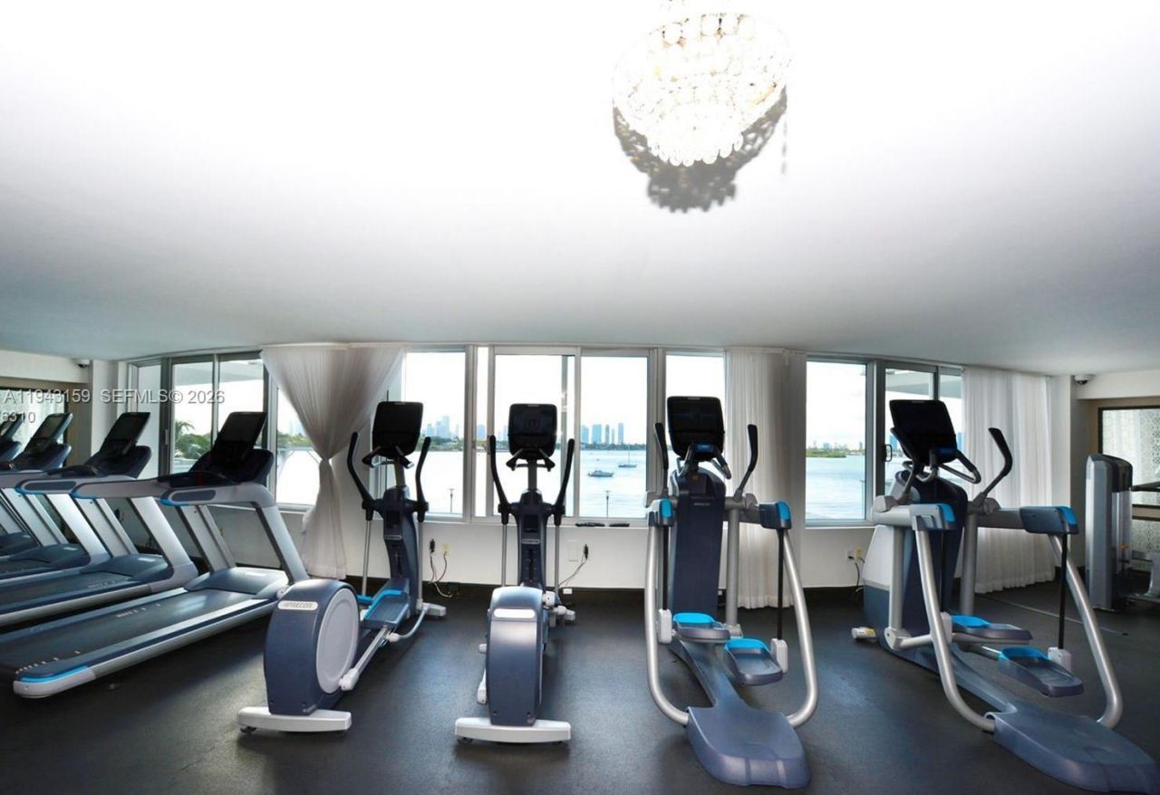 1100 West Ave, Unit 721, Miami Beach, FL 33139 Photo