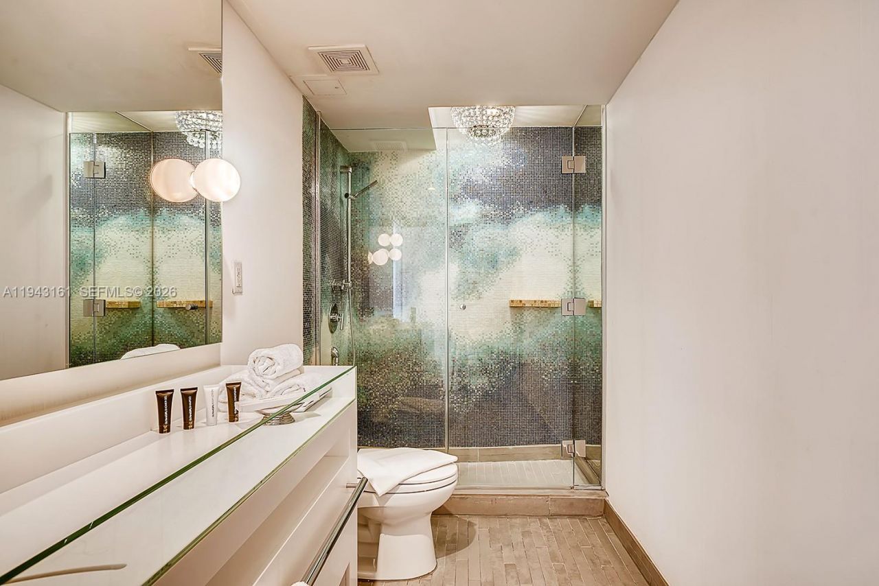 1100 West Ave, Unit 307, Miami Beach, FL 33139 Photo