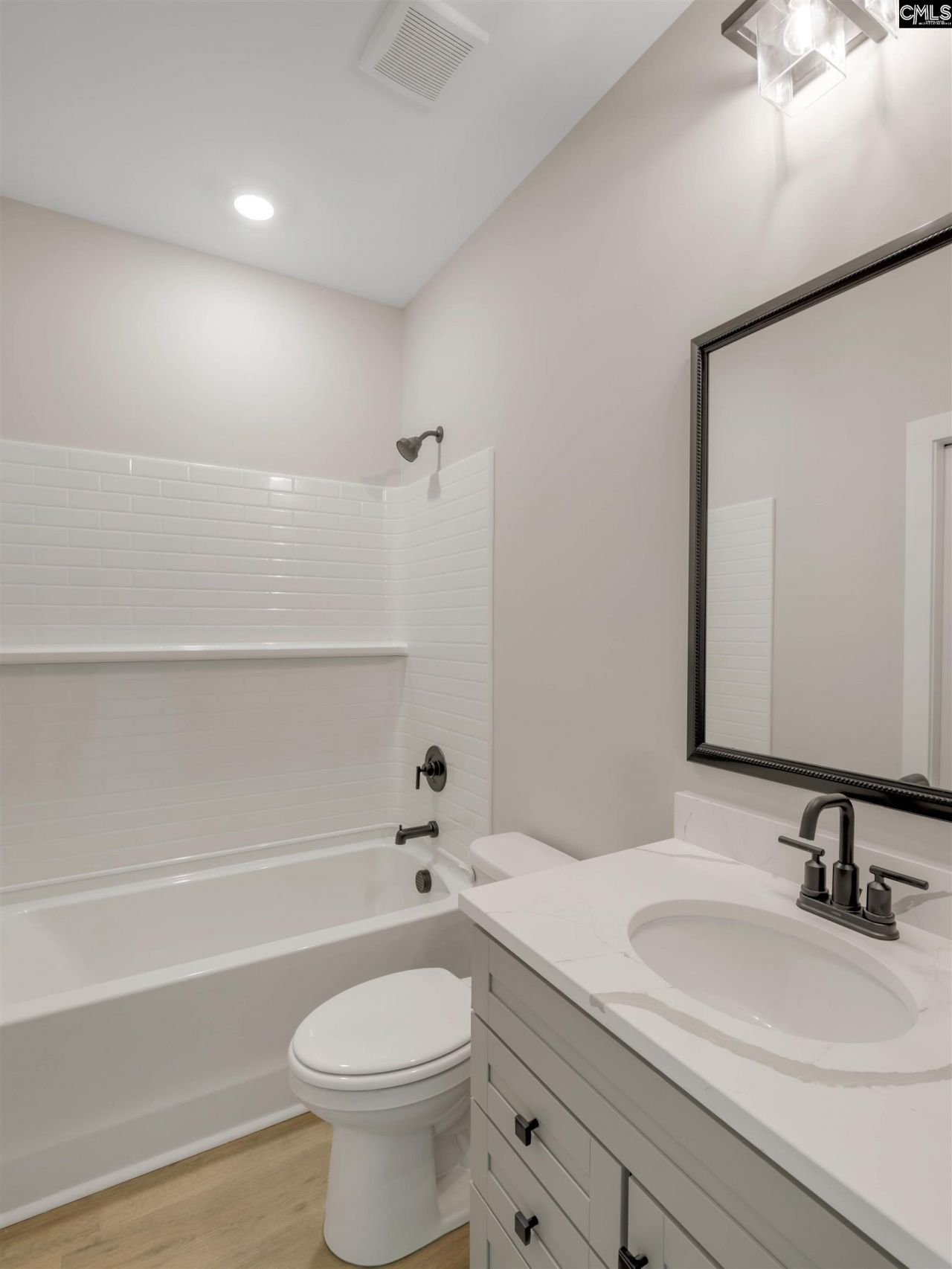 20 Elk Run Court Photo 6