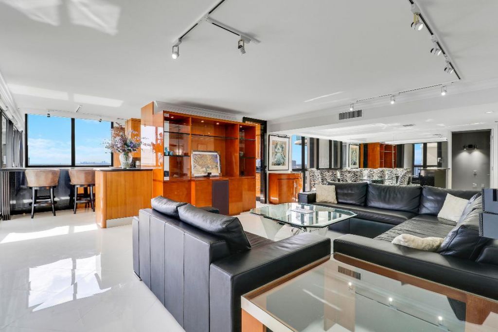 5380 N Ocean Drive, Unit 20b, Singer Island, FL 33404 Photo