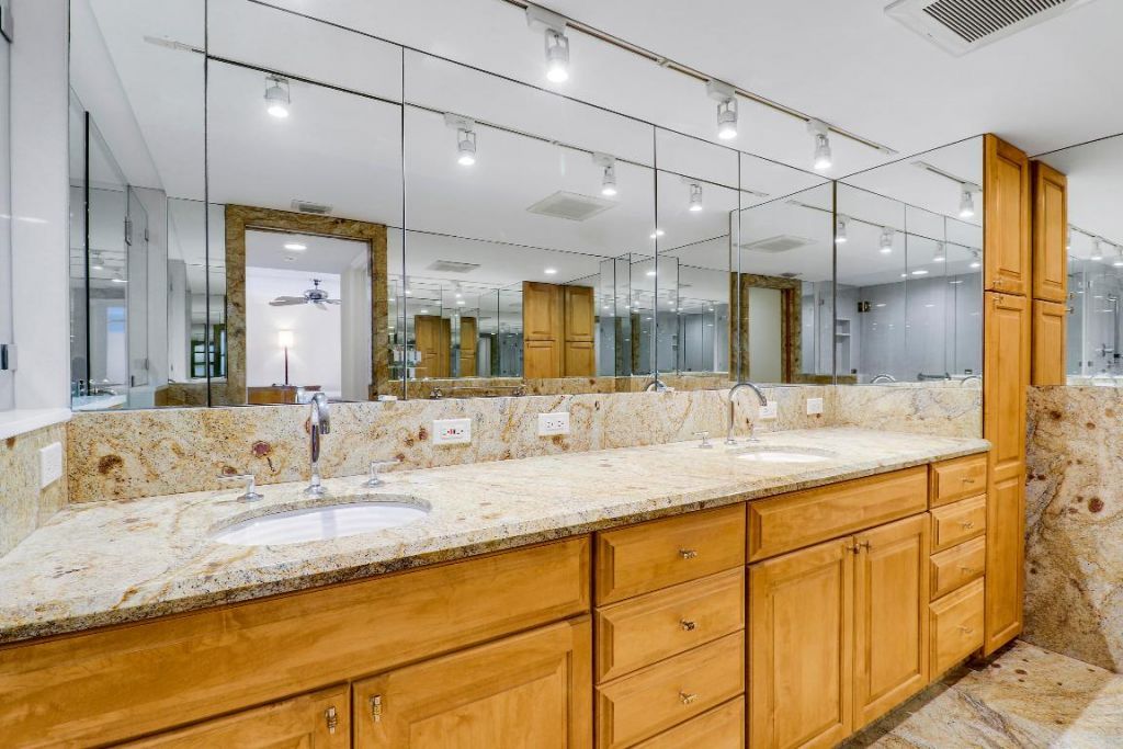 5380 N Ocean Drive, Unit 20b, Singer Island, FL 33404 Photo