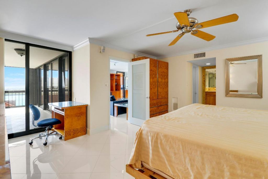 5380 N Ocean Drive, Unit 20b, Singer Island, FL 33404 Photo