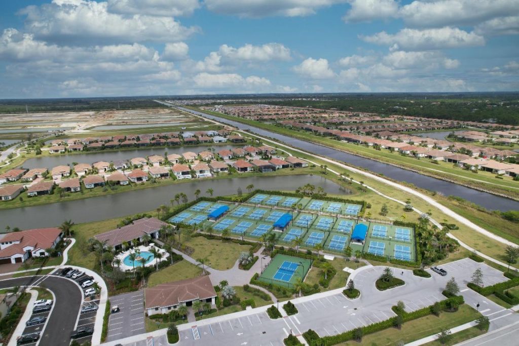 8881 SW Breve Way, Port Saint Lucie, FL 34987 Photo