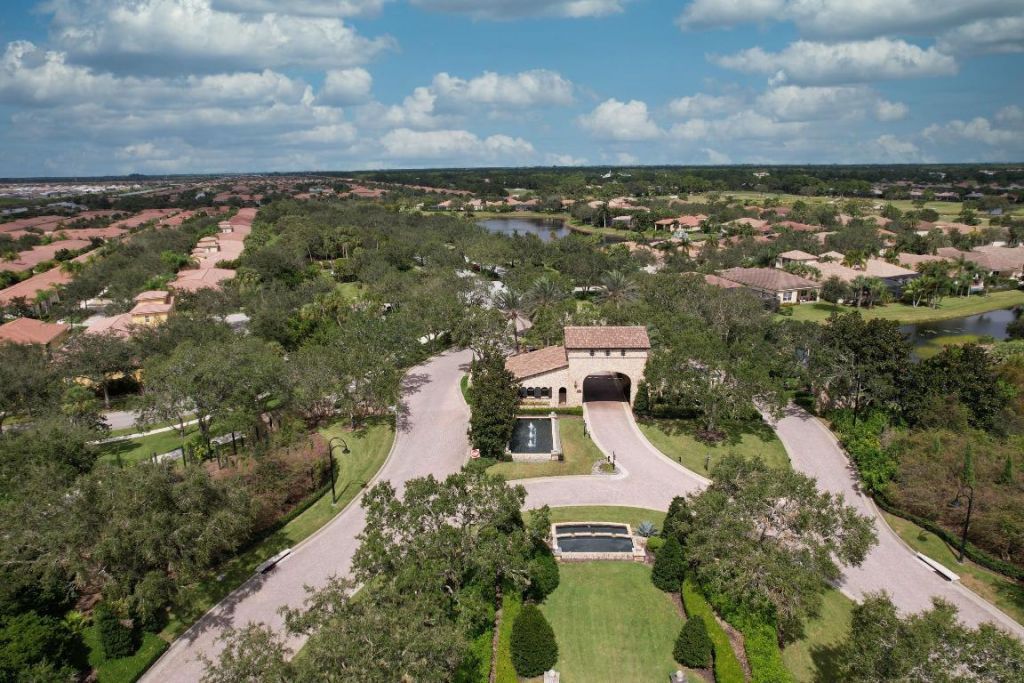 8881 SW Breve Way, Port Saint Lucie, FL 34987 Photo