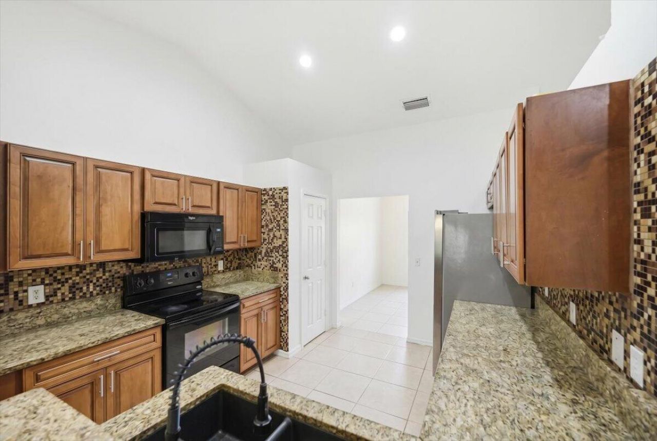 1218 SW Melrose Avenue, Port Saint Lucie, FL 34953 Photo
