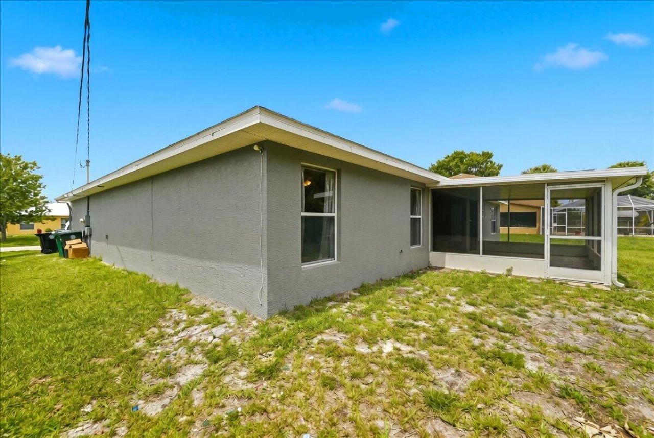 1218 SW Melrose Avenue, Port Saint Lucie, FL 34953 Photo