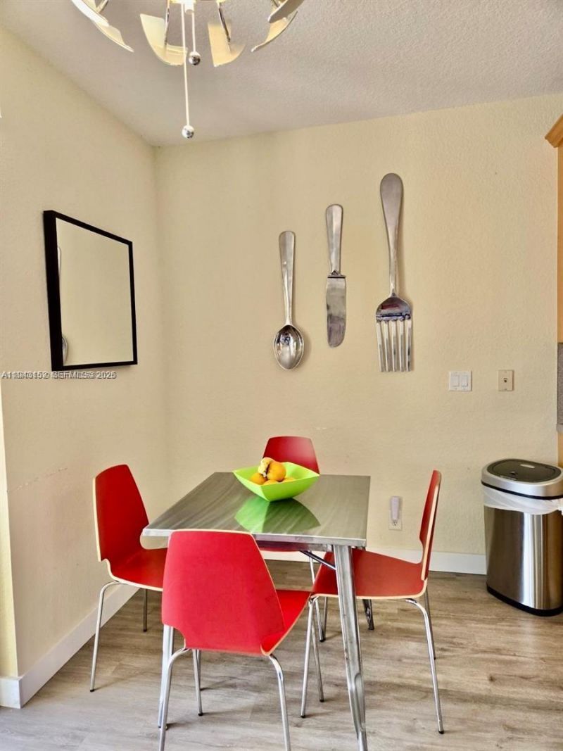 1587 Winterberry Ln, Weston, FL 33327 Photo