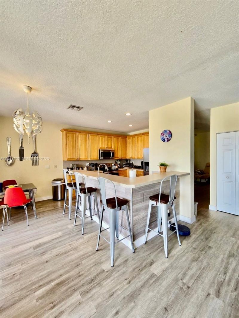 1587 Winterberry Ln, Weston, FL 33327 Photo