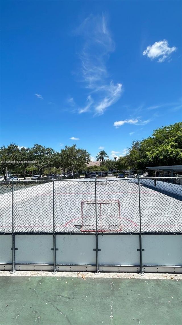 1587 Winterberry Ln, Weston, FL 33327 Photo