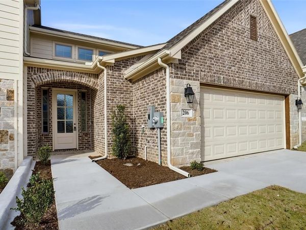 206 Legacy Boulevard, Weatherford, TX 76085