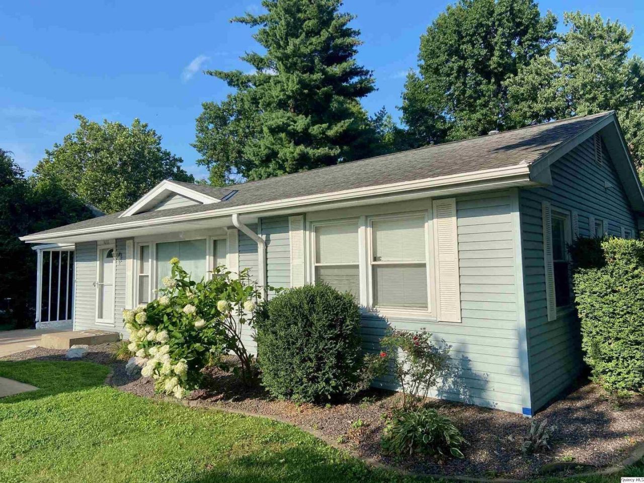 1632 N 24th St, Quincy, IL 62301 Main Photo