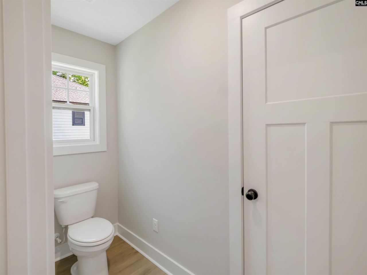 8 Elk Run Court Photo 18