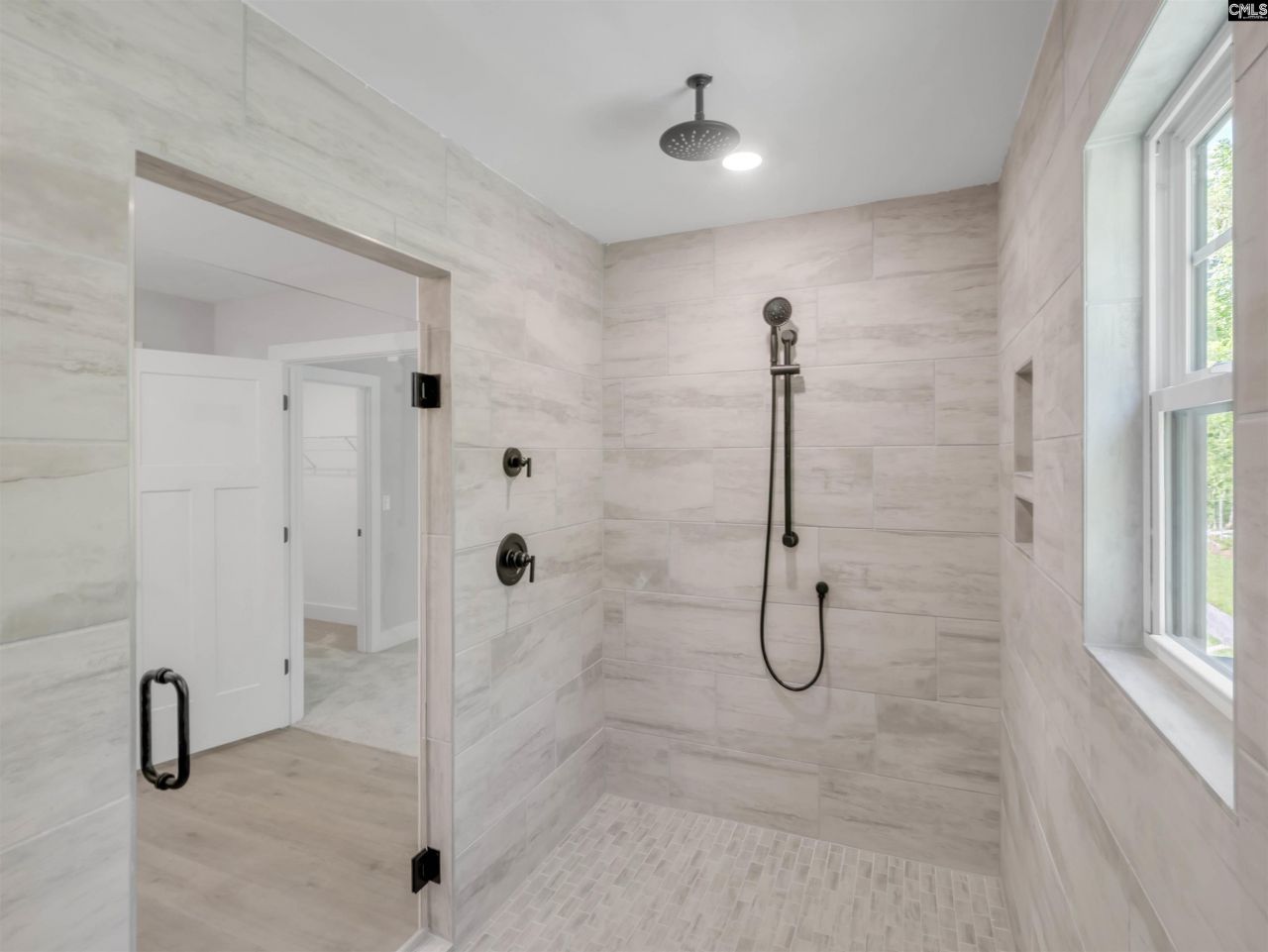 8 Elk Run Court Photo 20