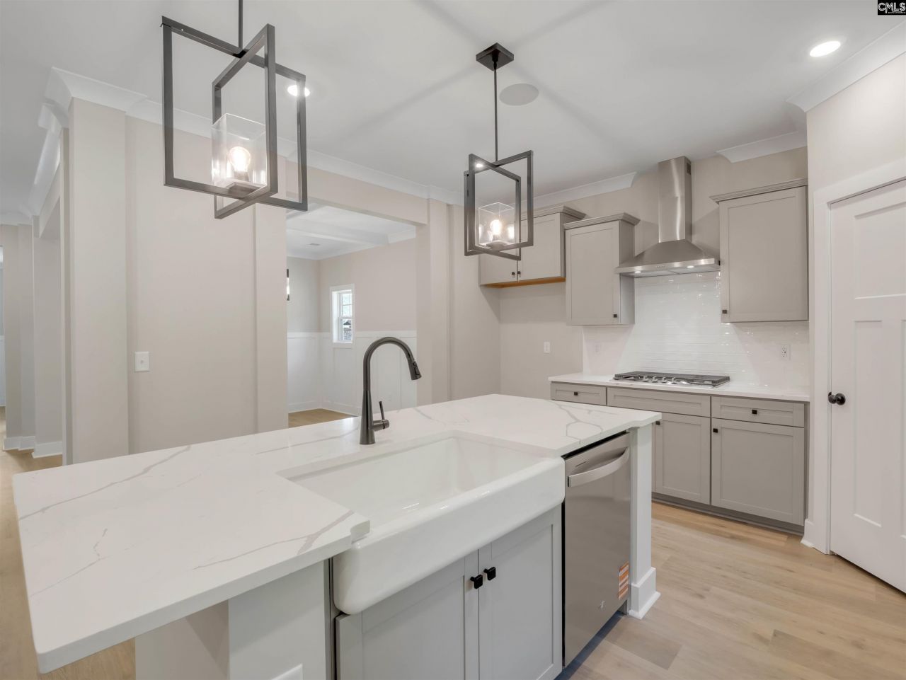 8 Elk Run Court Photo 6