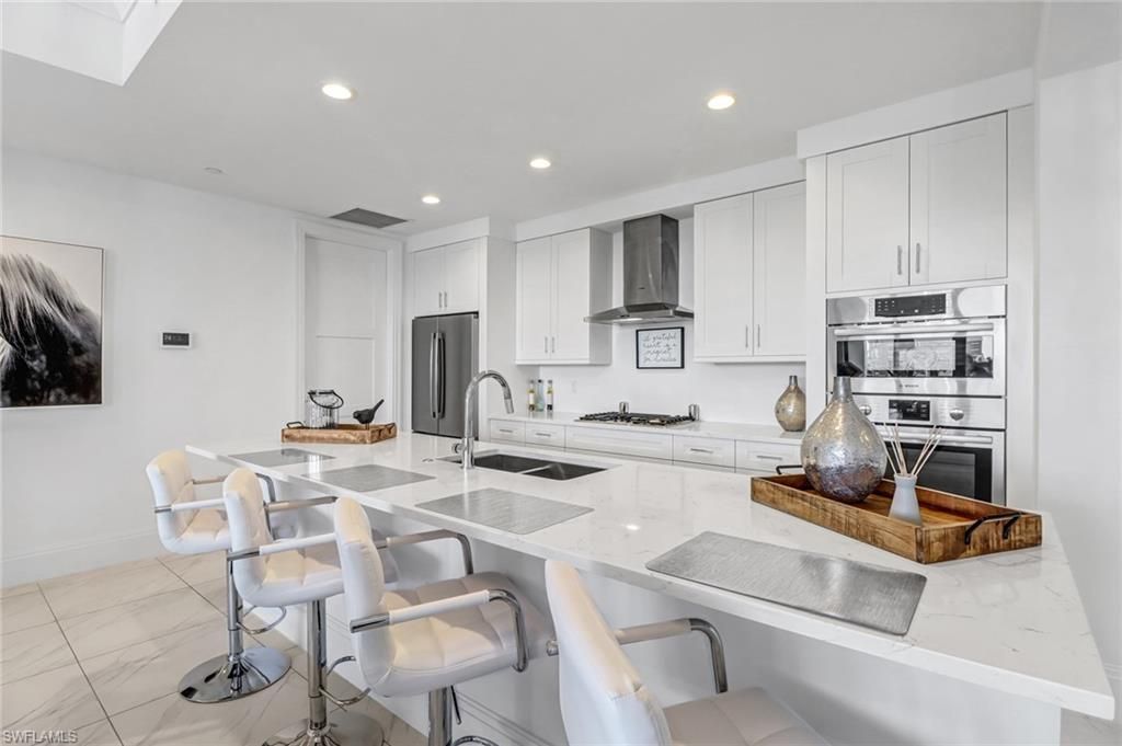 1135 3rd Ave S, Unit 415, Naples, FL 34102 Photo