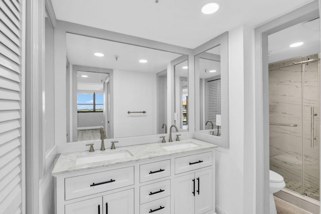 859 Jeffery Street, Unit 810, Boca Raton, FL 33487 Photo