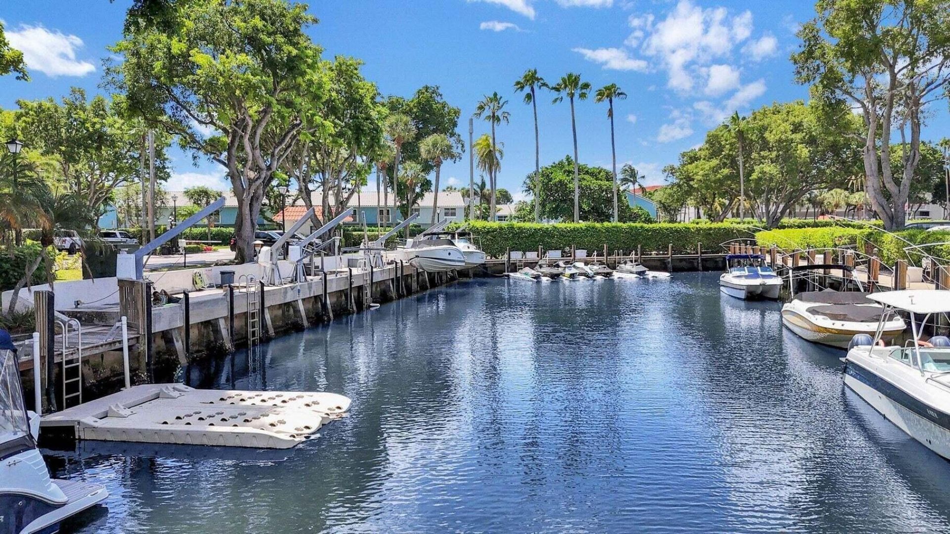 859 Jeffery Street, Unit 810, Boca Raton, FL 33487 Photo