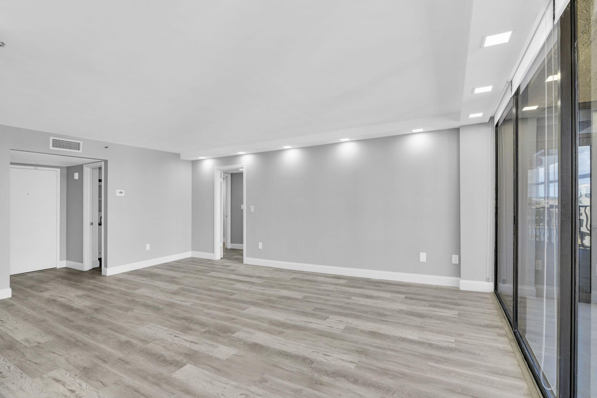 859 Jeffery Street, Unit 810, Boca Raton, FL 33487 Photo