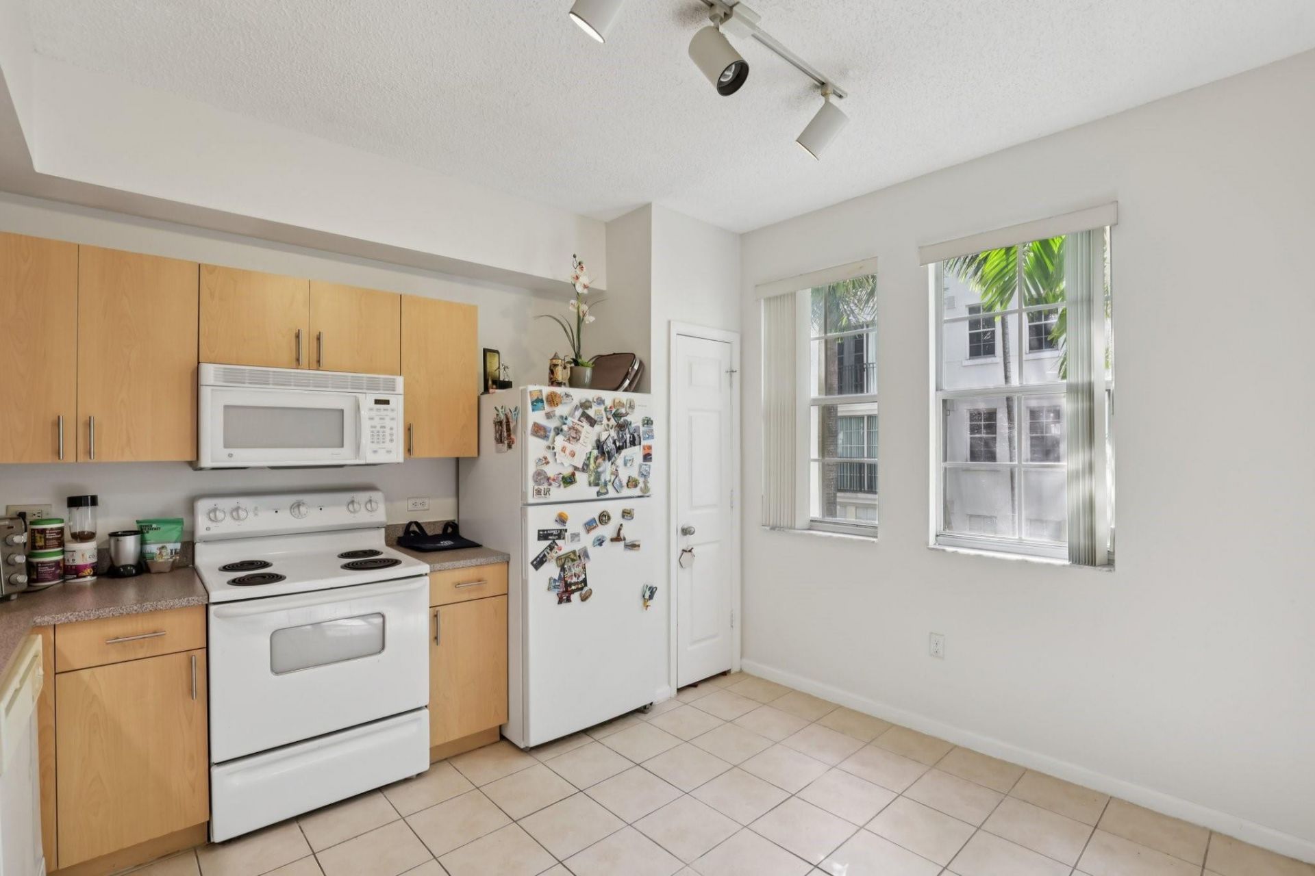 533 NE 3rd Avenue, Unit 321, Fort Lauderdale, FL 33301 Photo