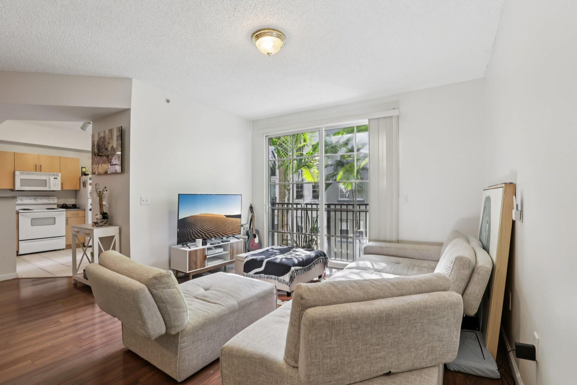 533 NE 3rd Avenue, Unit 321, Fort Lauderdale, FL 33301 Photo