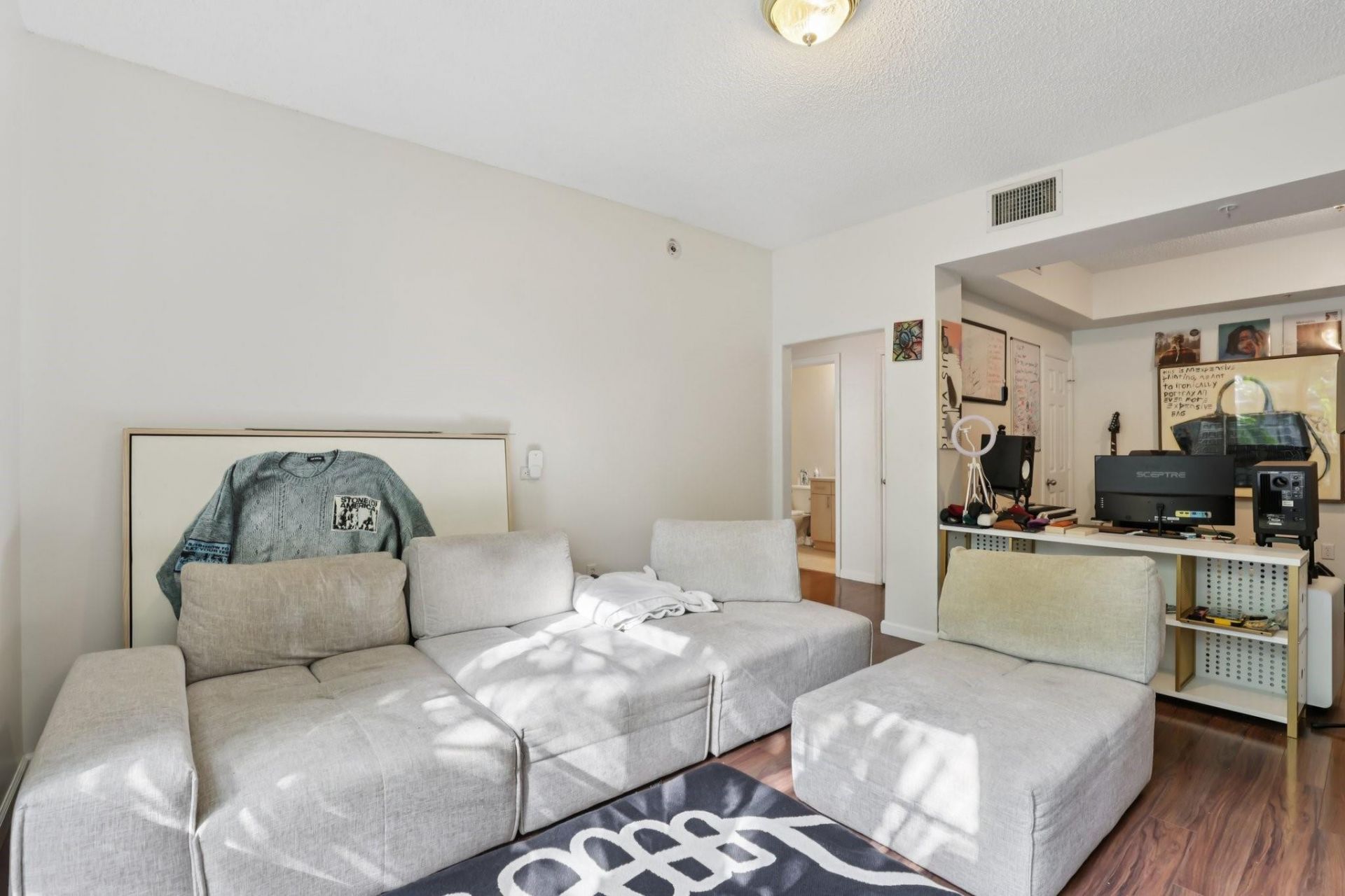 533 NE 3rd Avenue, Unit 321, Fort Lauderdale, FL 33301 Photo