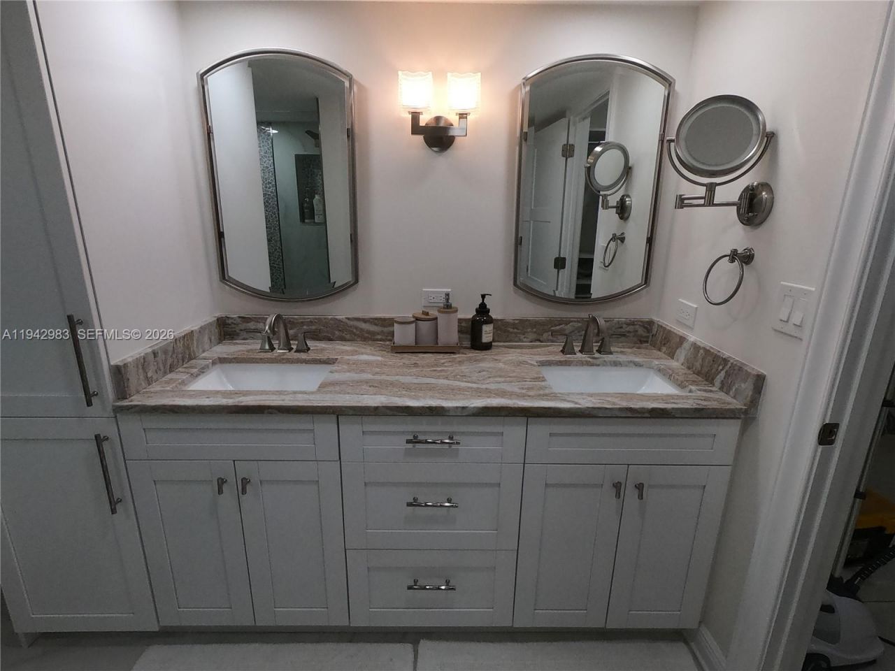 3930 Inverrary Blvd, Unit 604-D, Lauderhill, FL 33319 Photo