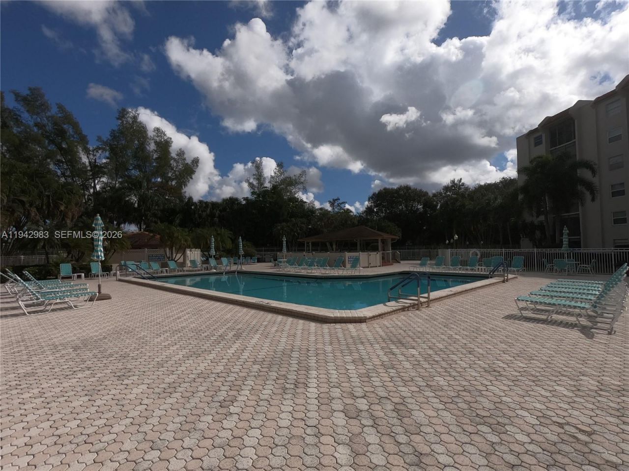 3930 Inverrary Blvd, Unit 604-D, Lauderhill, FL 33319 Photo