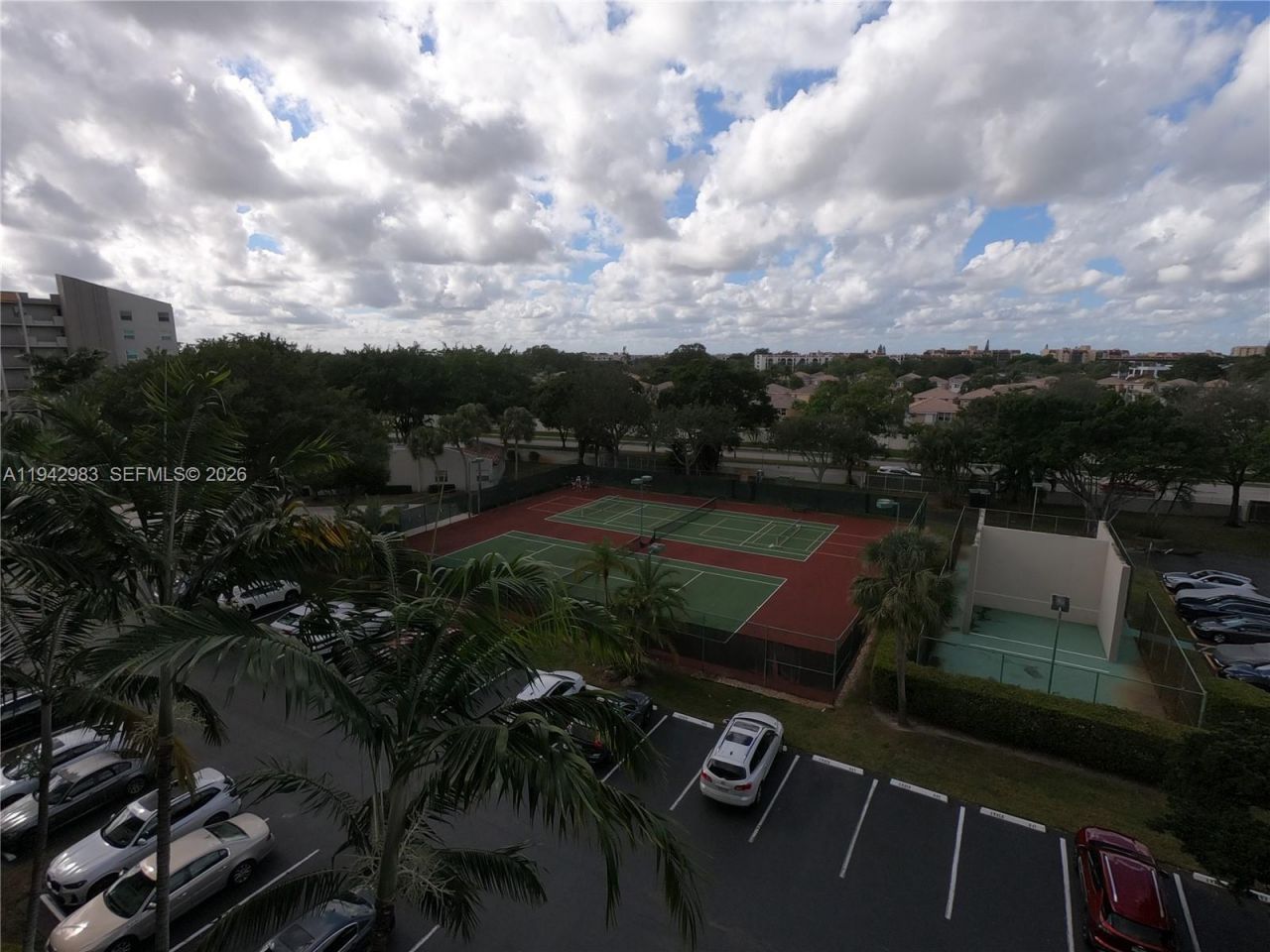 3930 Inverrary Blvd, Unit 604-D, Lauderhill, FL 33319 Photo