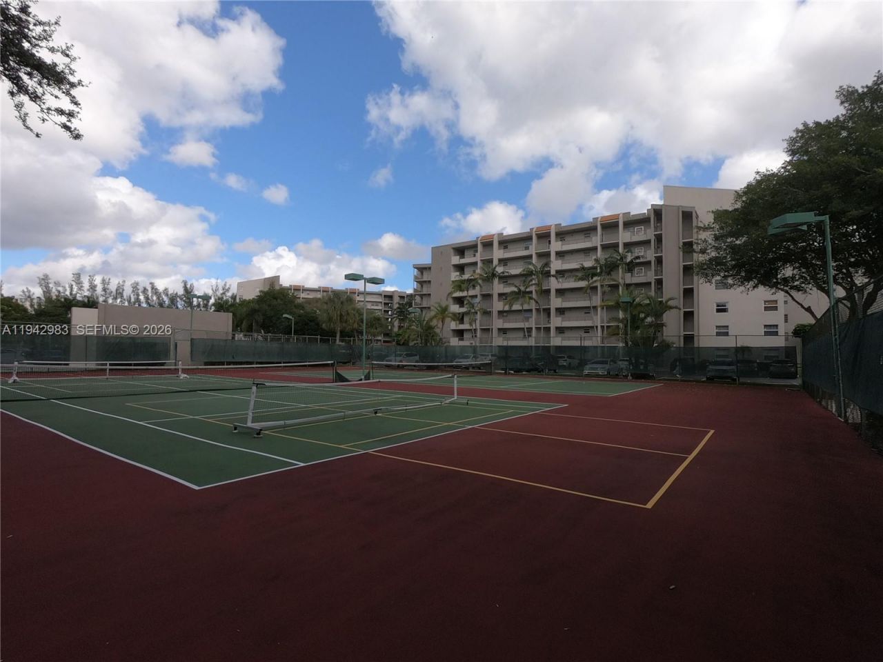 3930 Inverrary Blvd, Unit 604-D, Lauderhill, FL 33319 Photo