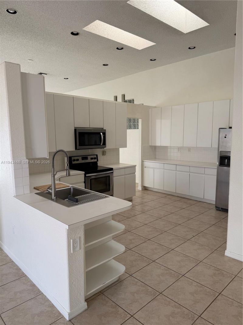 14640 SW 132nd Ct, Miami, FL 33186 Photo