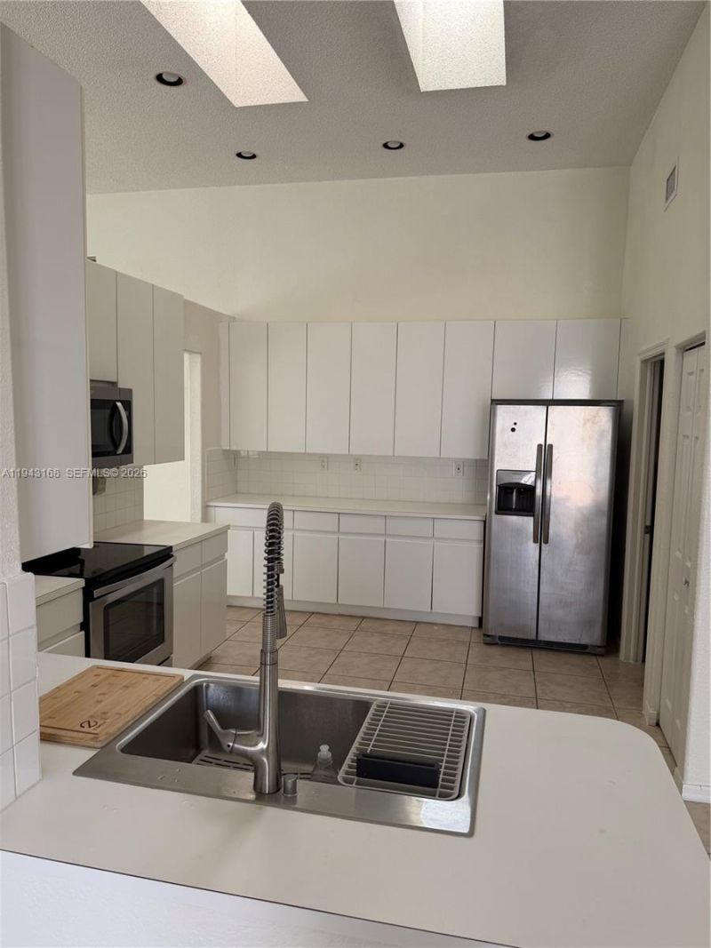 14640 SW 132nd Ct, Miami, FL 33186 Photo