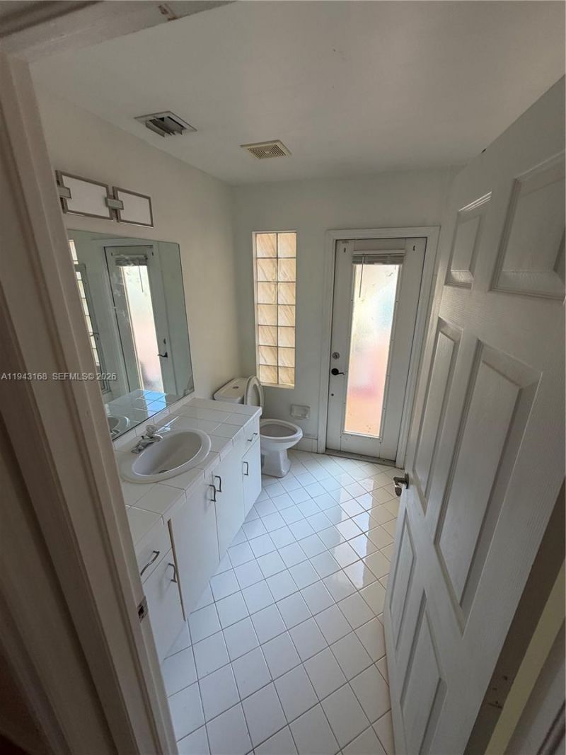 14640 SW 132nd Ct, Miami, FL 33186 Photo