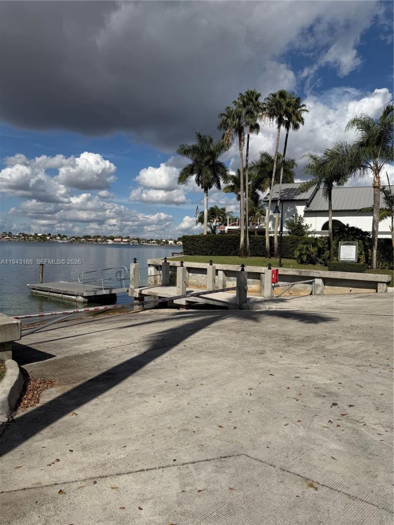 14640 SW 132nd Ct, Miami, FL 33186 Photo