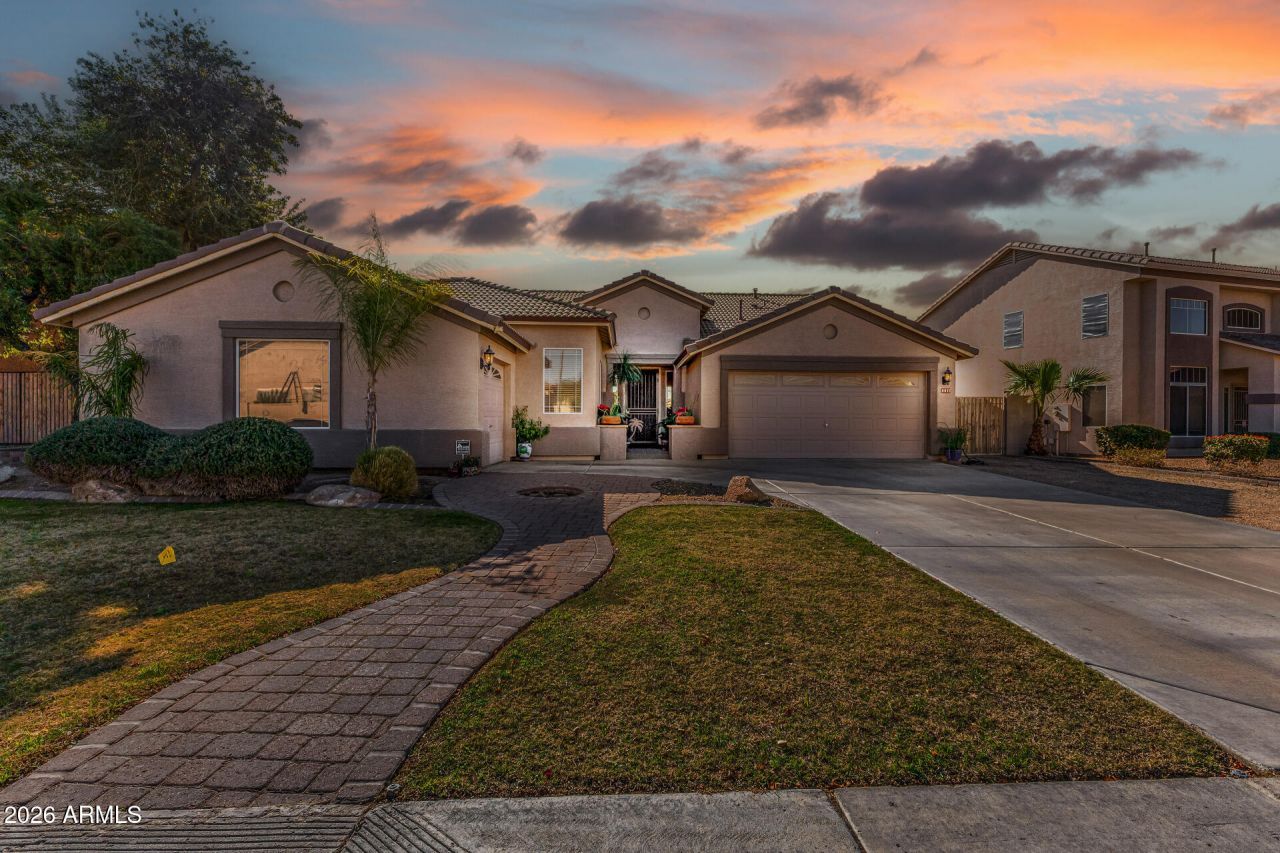 6827 W El Cortez Place, Peoria, AZ 85383 Main Photo