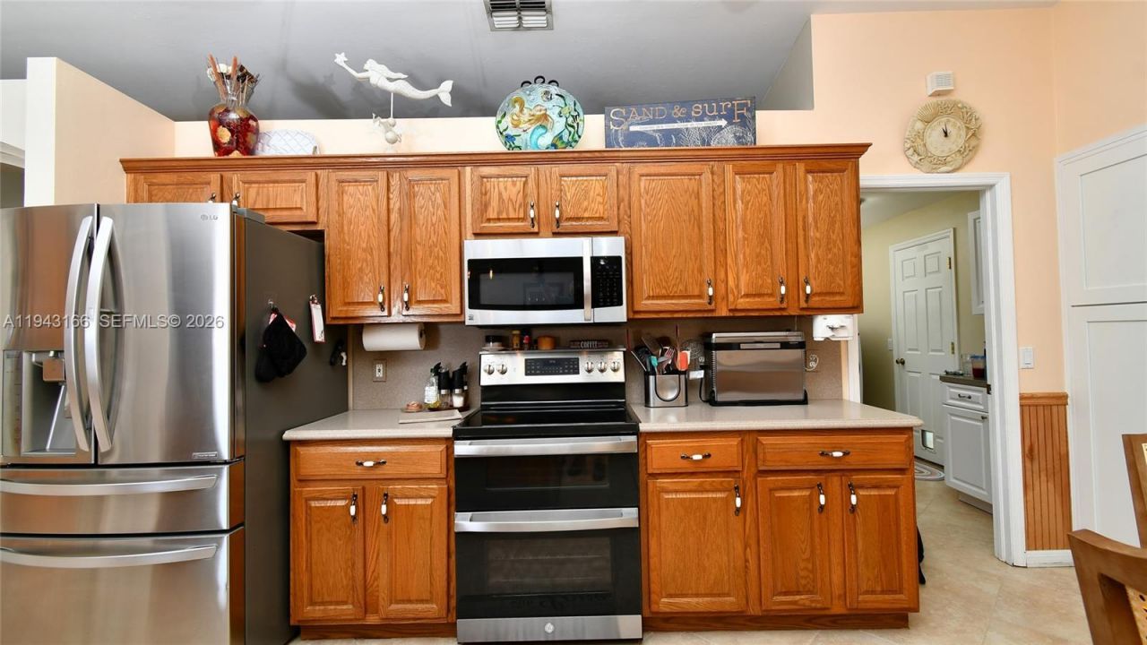 1004 Palmetto Ave, Lehigh Acres, FL 33972 Photo