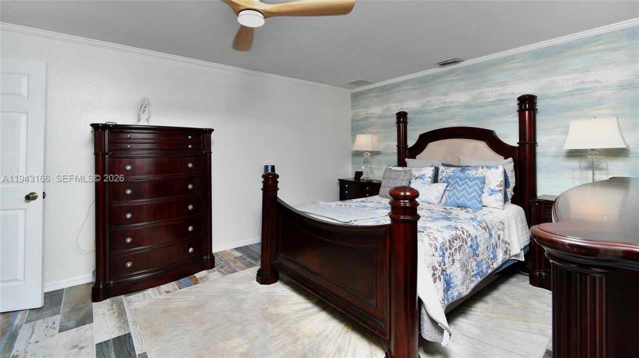 1004 Palmetto Ave, Lehigh Acres, FL 33972 Photo